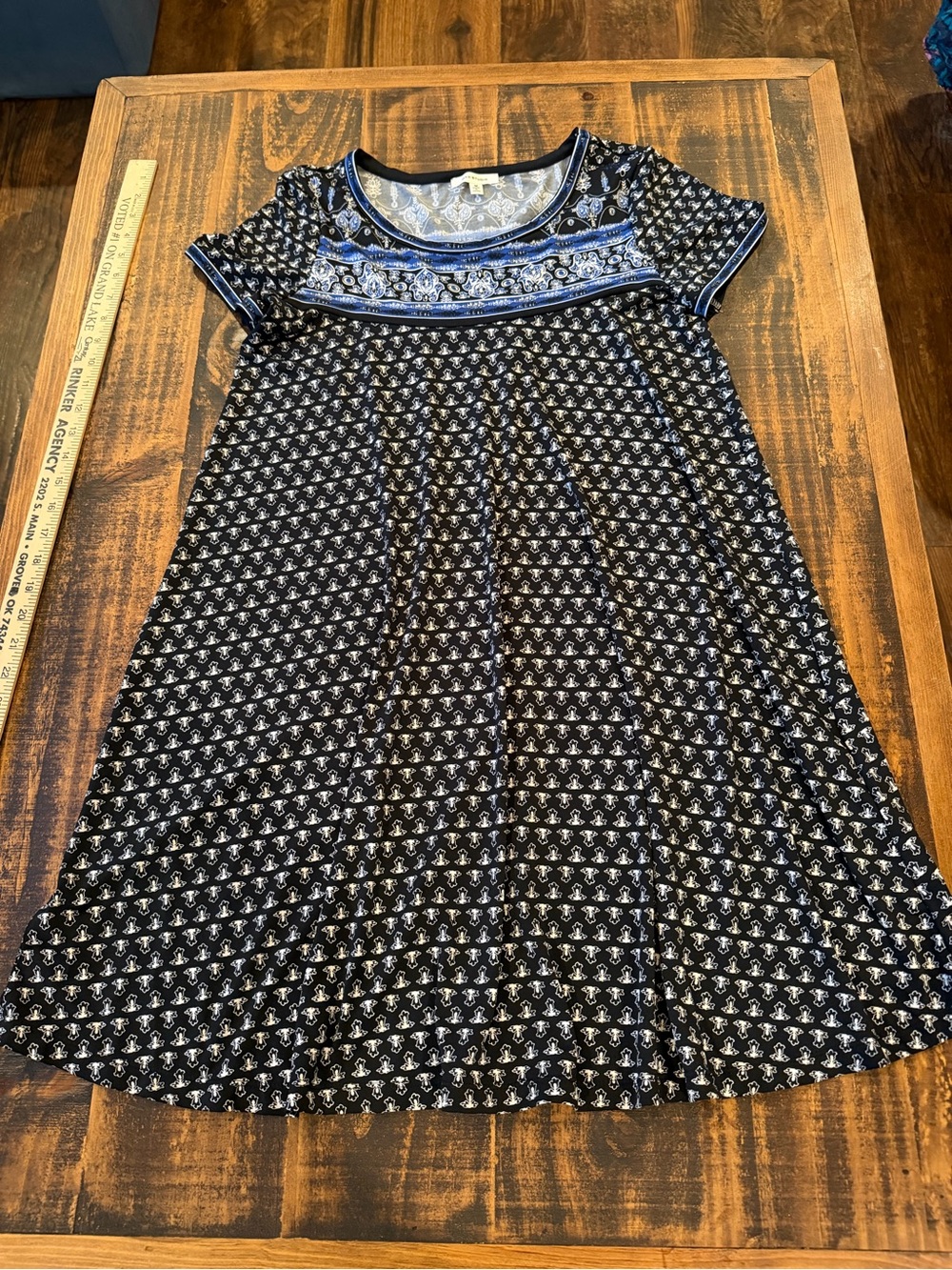 Max Studio Black Dress with White Motif and Blue Yoke